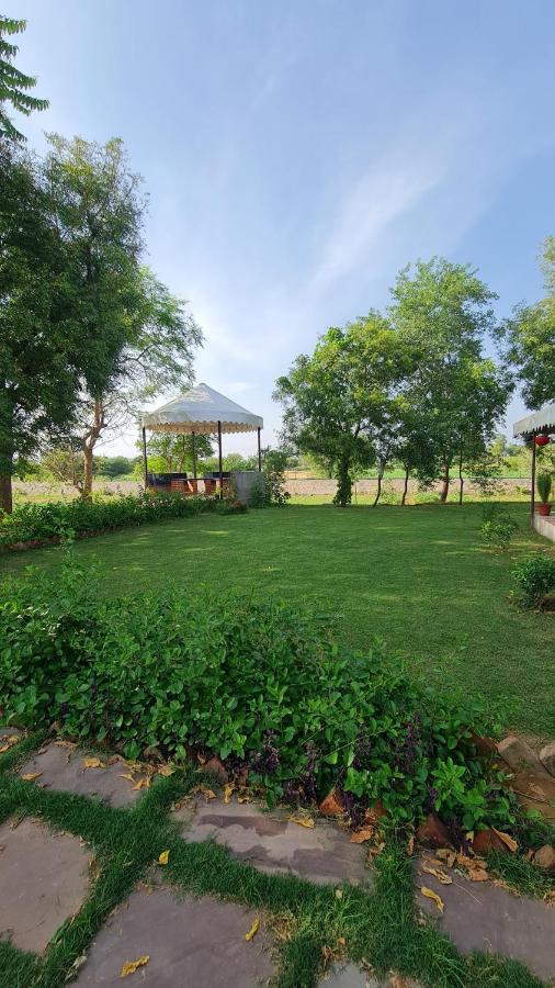 The Rustic Villa, A Stay With Luxuries Amenities And Exotic Nature Divisione di Divisione di Jaipur Esterno foto