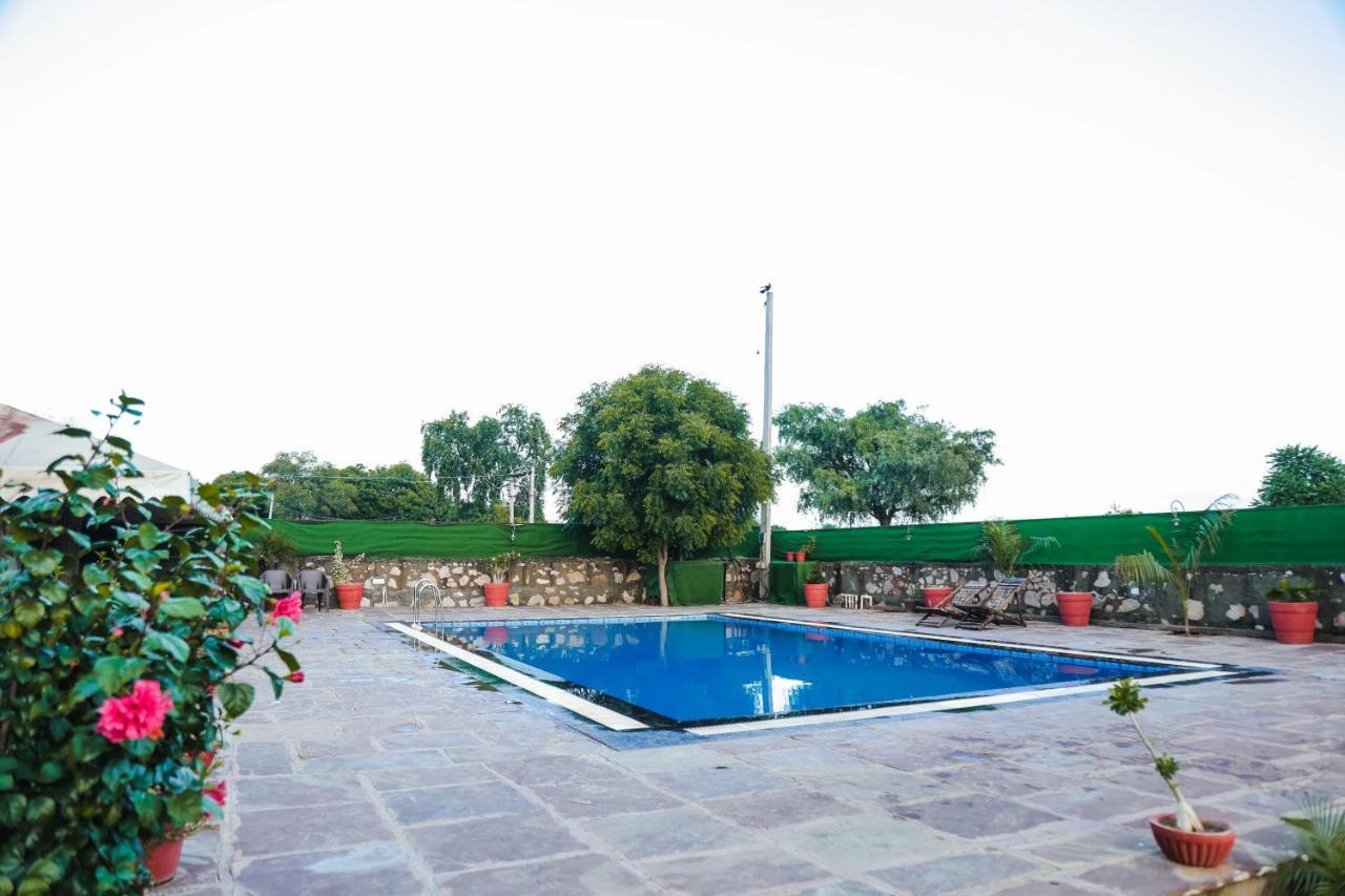 The Rustic Villa, A Stay With Luxuries Amenities And Exotic Nature Divisione di Divisione di Jaipur Esterno foto