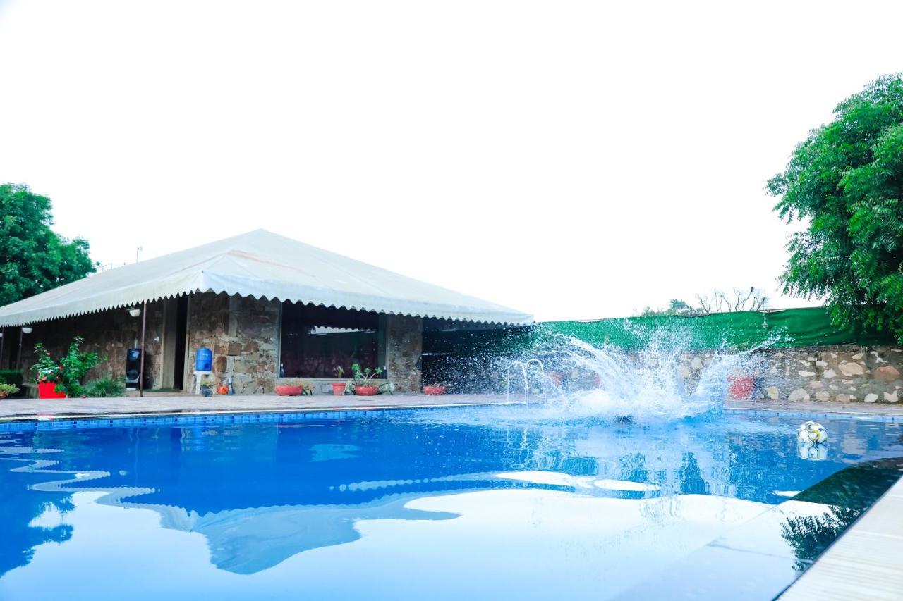 The Rustic Villa, A Stay With Luxuries Amenities And Exotic Nature Divisione di Divisione di Jaipur Esterno foto