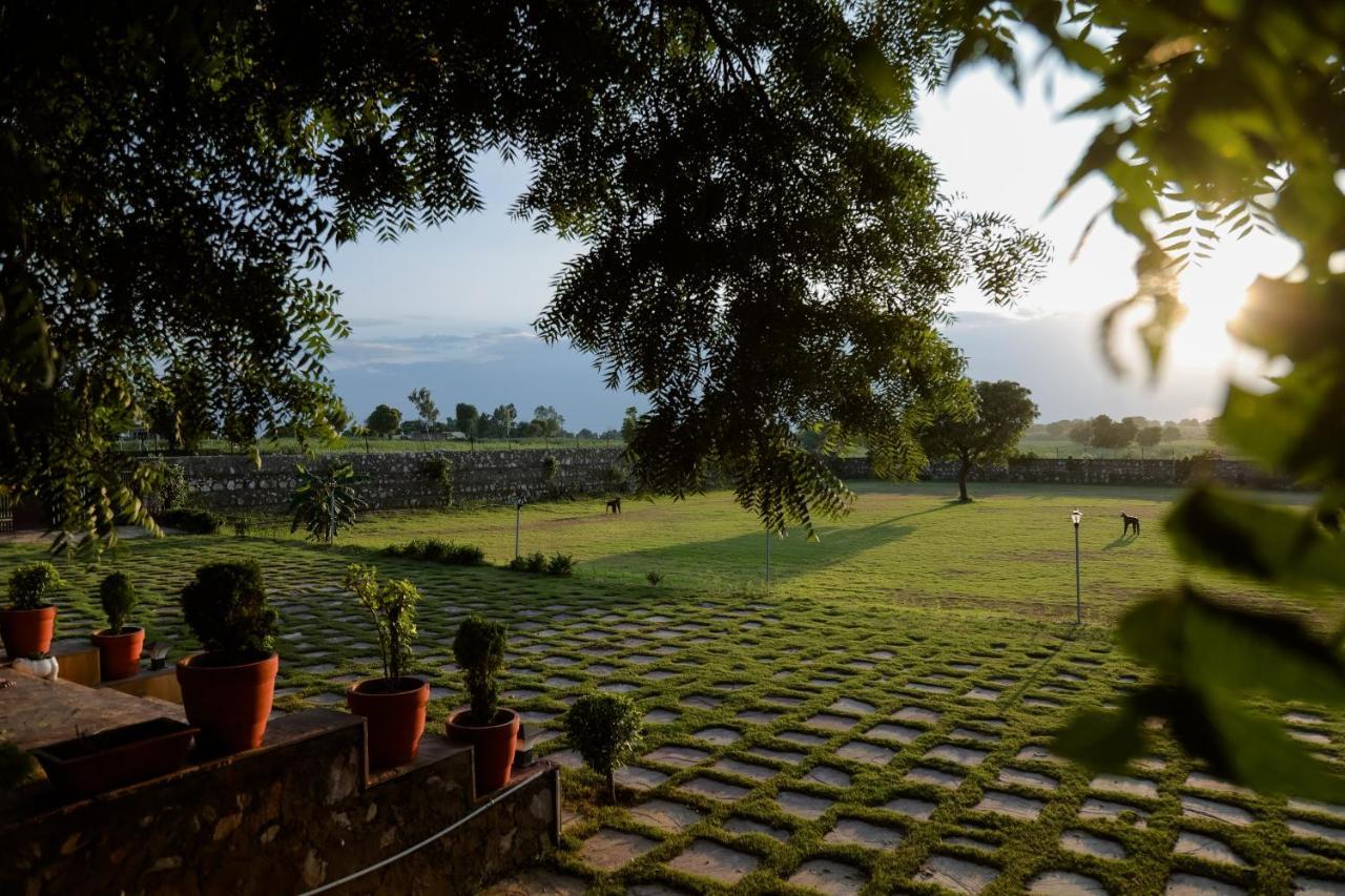 The Rustic Villa, A Stay With Luxuries Amenities And Exotic Nature Divisione di Divisione di Jaipur Esterno foto